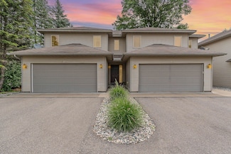 6222 Loretta Ln, Midland, MI 48640