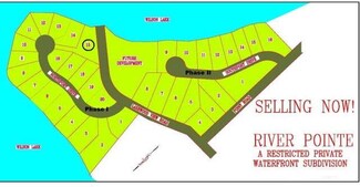 76 River Pointe Dr, Muscle Shoals, AL 35661
