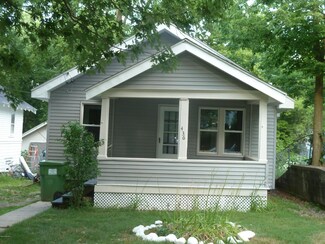 436 24th St N, Springfield, MI 49037