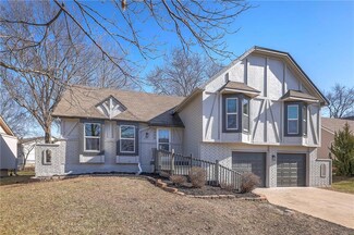 2008 S Scarborough St, Olathe, KS 66062