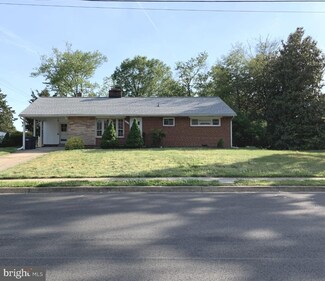 3616 Dannys Ln, Alexandria, VA 22311