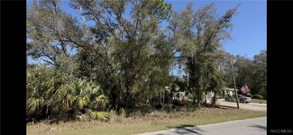 8213 W Catrina Ln, Crystal River, FL 34428