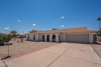 8204 N 47th Dr Unit 3, Glendale, AZ 85302