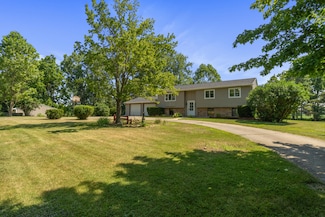 1021 Craft Rd, Grass Lake, MI 49240