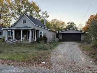 4090 School St, Metamora, MI 48455