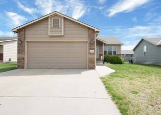 2621 E Burlington St, Park City, KS 67219