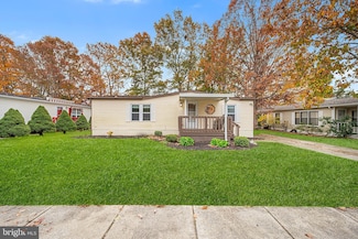 4 Locust Ct, Mays Landing, NJ 08330