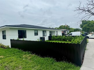 20640 Manta Dr, Cutler Bay, FL 33189