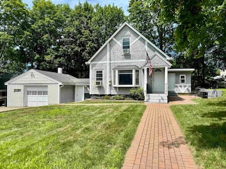 80 Dudley St, Manchester, NH 03103
