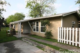 1132 W Ridgewood Ct, San Antonio, TX 78201