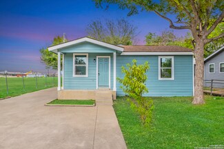 1427 Aaron St, San Antonio, TX 78221