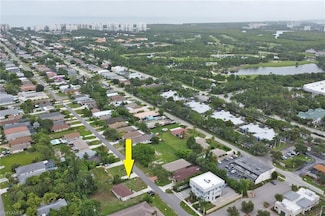 870 109th Ave N, Naples, FL 34108