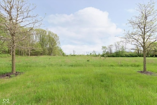 7753 Beck Ln, Zionsville, IN 46077