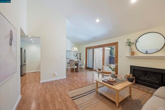1325 Waterfall Way, Concord, CA 94521