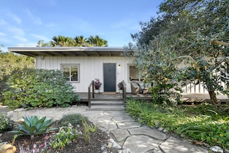 880 Veronica Springs Rd, Santa Barbara, CA 93105