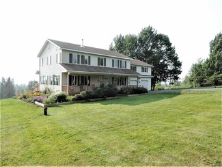191 Mitchell Rd, Lowell, VT 05847