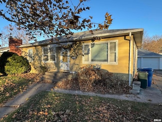 1925 N Michigan Ave, Davenport, IA 52804