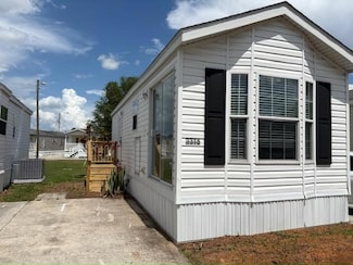 3316 Chicago Bears St, Avon Park, FL 33825