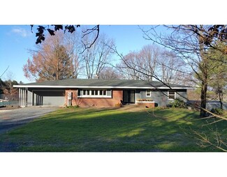 33 Hillside Rd, Montague, MA 01351