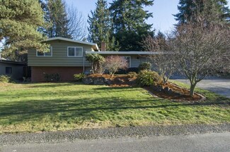 15424 63rd Ave NE, Kenmore, WA 98028