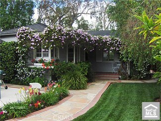 4525 N Country Club Ln, Long Beach, CA 90807