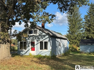 55 Sinclair Dr, Sinclairville, NY 14782