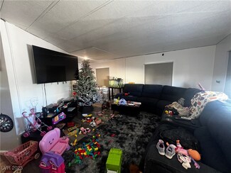 3540 Estes Park Dr, Las Vegas, NV 89122