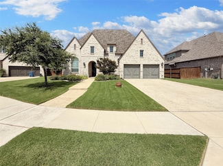 6905 Broomsedge Dr, Argyle, TX 76226