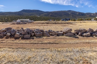 1548 W Flint Cir, Parowan, UT 84761