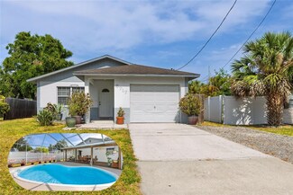5717 60th Way N, Saint Petersburg, FL 33709
