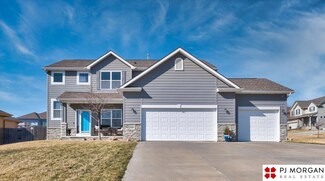 15204 Norwick Dr, Omaha, NE 68116