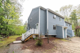 39 Apple Ln, Hollis, NH 03049