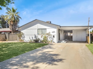 4326 N Holt Ave, Fresno, CA 93705