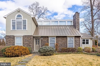 7617 Arnet Ln, Bethesda, MD 20817