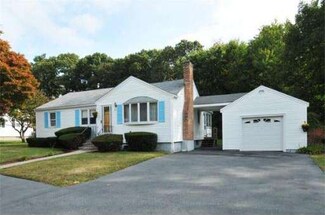 20 Dix Rd, Woburn, MA 01801