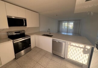 1304 NE 191st St Unit A329, Miami, FL 33179
