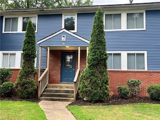 16 Pollux Cir E Unit 1, Portsmouth, VA 23701