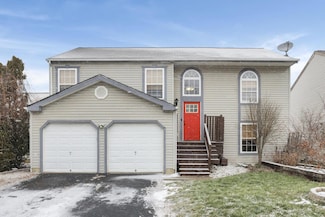 6720 Alex Dr, Canal Winchester, OH 43110