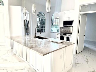 4717 Carlton Golf Dr, Lake Worth, FL 33449