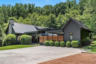2325 Viewcrest Ln, Knoxville, TN 37932