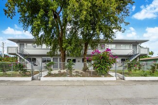 1001 NE 80th St Unit 4, Miami, FL 33138