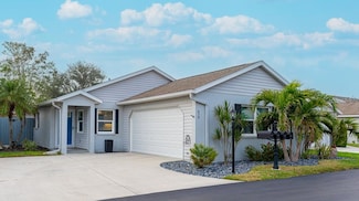 639 Ironwood Cir Unit 144, Venice, FL 34292