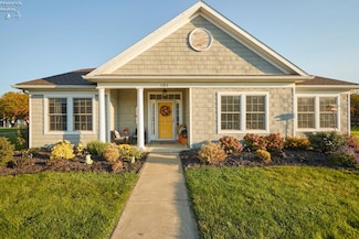 101 N Port Ln, Huron, OH 44839