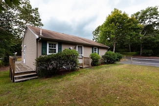 39 Nickerson Rd, Cotuit, MA 02635