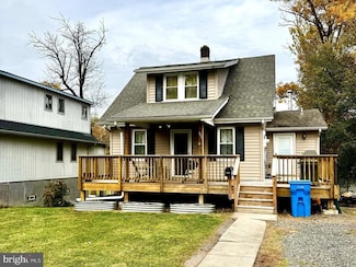 311 Neshaminy Rd, Croydon, PA 19021