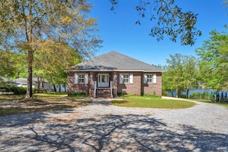 4801 Meadow Lake Dr, Crestview, FL 32539