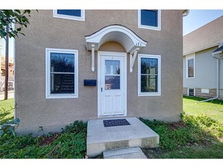 171 W 3rd St, Zumbrota, MN 55992
