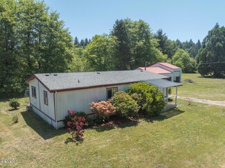 480 Siletz River Dr, Siletz, OR 97380