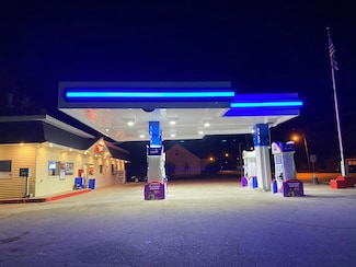 124 S Main St, Dickeyville, WI 53808