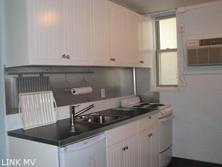 60 Beach Rd Unit 105, Vineyard Haven, MA 02568